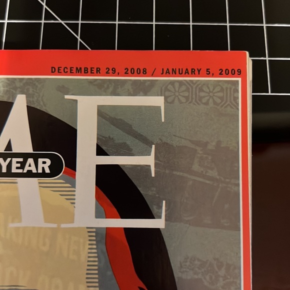 Time Magazine with Barack Obama on the cover Person of the Year - Picture 2 of 5